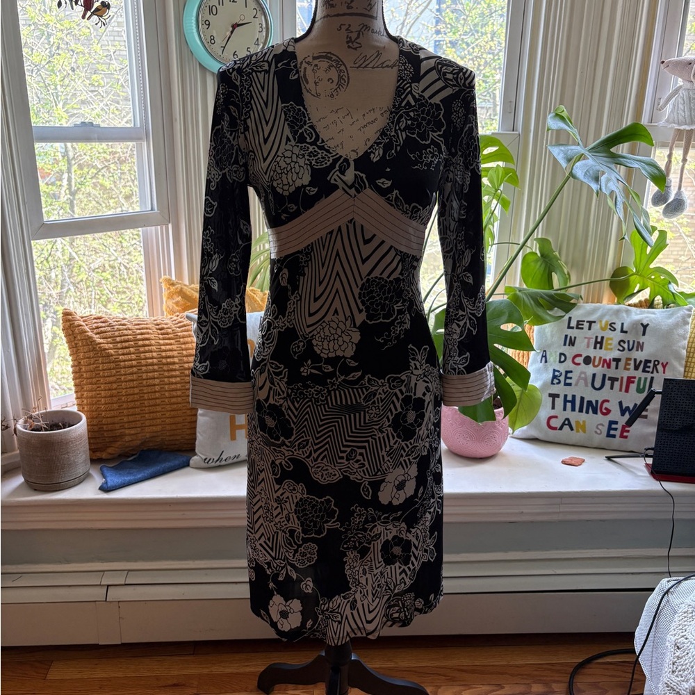 Nell Couture Size 4 Dress